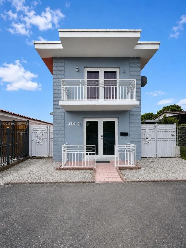 380 W 45th Street, Hialeah