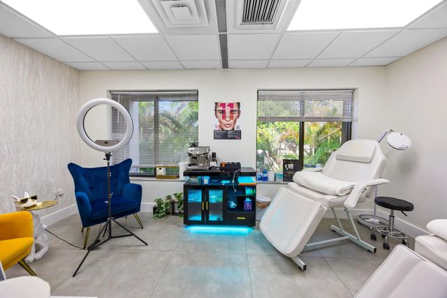 3 of 12 - 150 Nw 70th Avenue #03, Plantation, FL