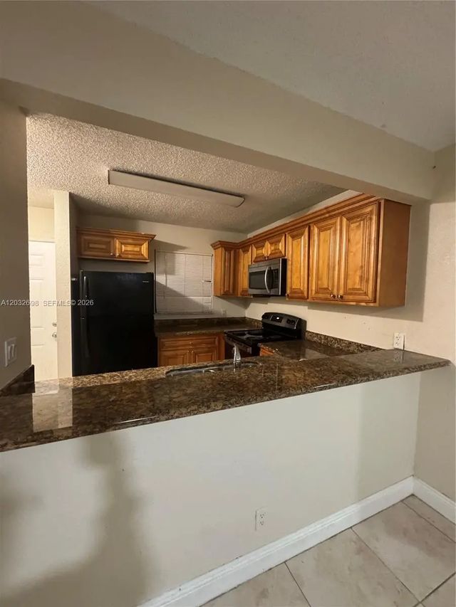 2 of 10 - 1721 Balfour Point Drive #d, West Palm Beach, FL