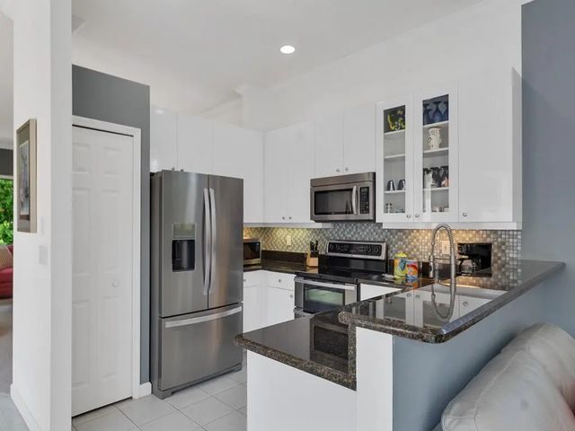 4 of 53 - 709 Sw Andros Cove, Port St. Lucie, FL