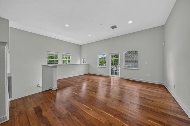 5 of 64 - 2700 Ne 8th Avenue, Wilton Manors, FL