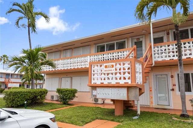 725 Sw 11th Avenue #12, Hallandale Beach