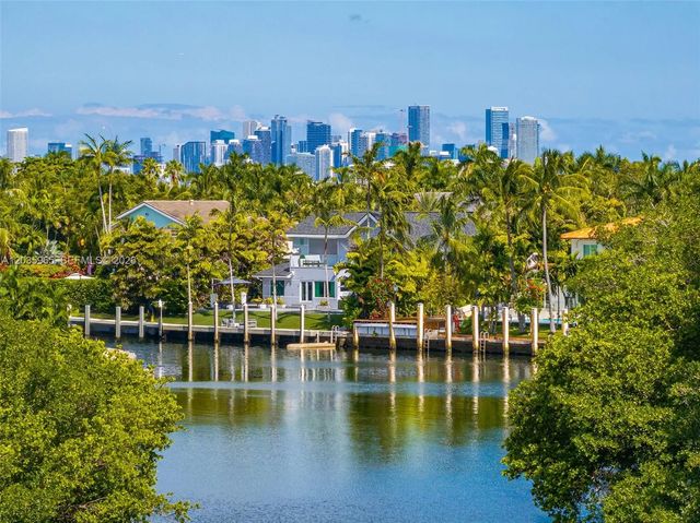 5 of 26 - 6944 Sunrise Terrace, Coral Gables, FL