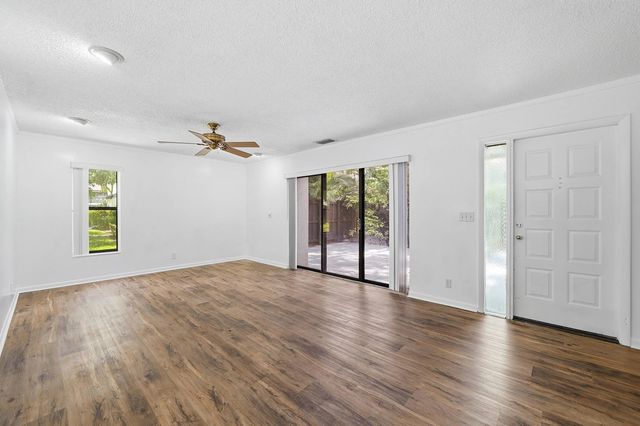 5 of 44 - 3349 Cocoplum Circle #33129, Coconut Creek, FL