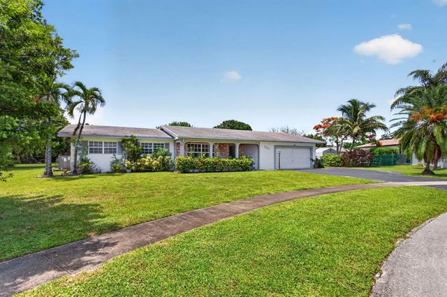 2 of 34 - 7501 Nw 6th Street, Plantation, FL
