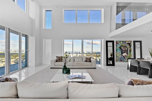 2 of 45 - 10 Venetian Way #ph04, Miami Beach, FL