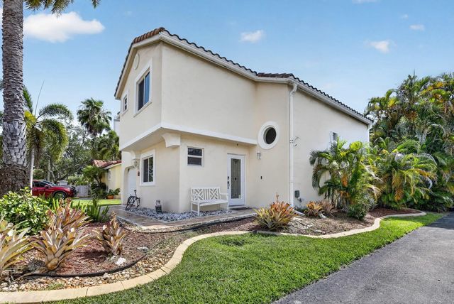 4 of 43 - 1306 Se 5th Court, Dania Beach, FL