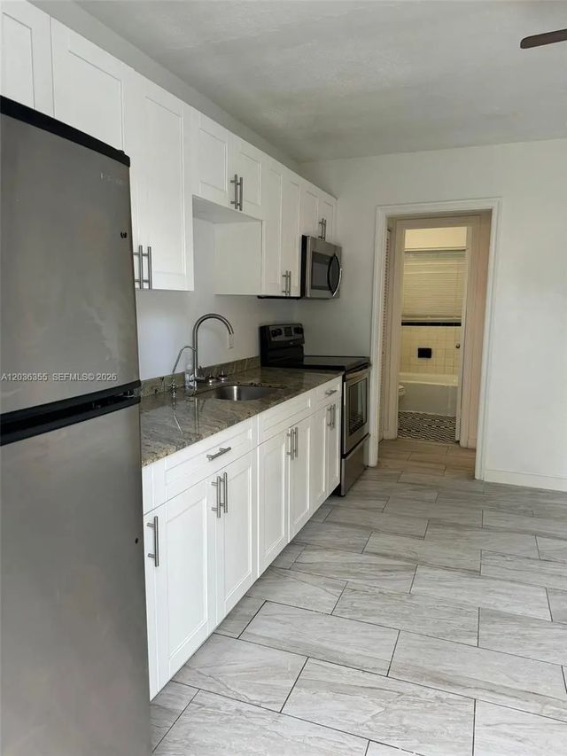 1324 N 58 Avenue, Hollywood