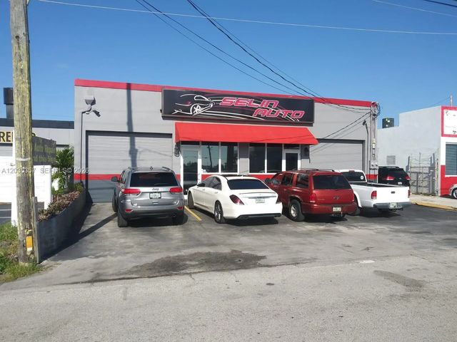 707 N Dixie Highway, Hallandale Beach