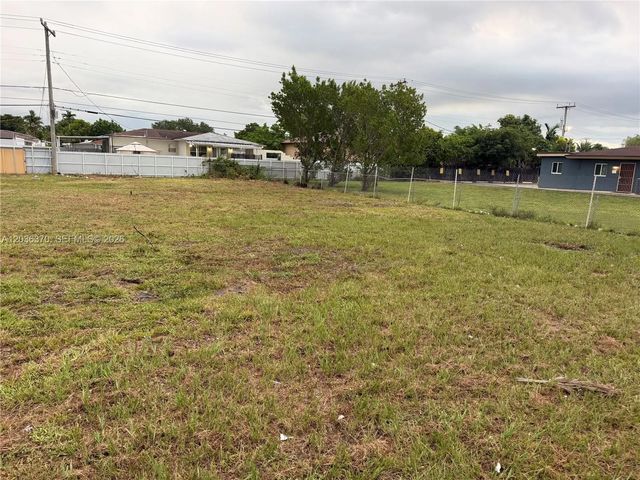 5 of 10 - 291 W 49th Street, Hialeah, FL