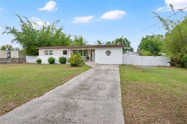 2010 Lee Drive, 