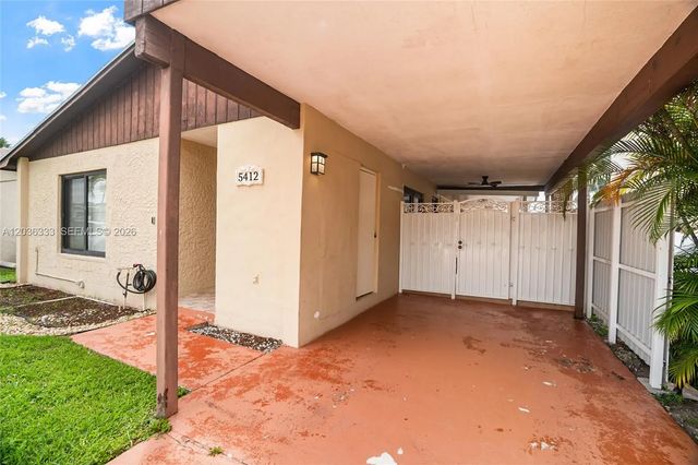 4 of 44 - 5412 Nw 193rd Lane, Miami Gardens, FL