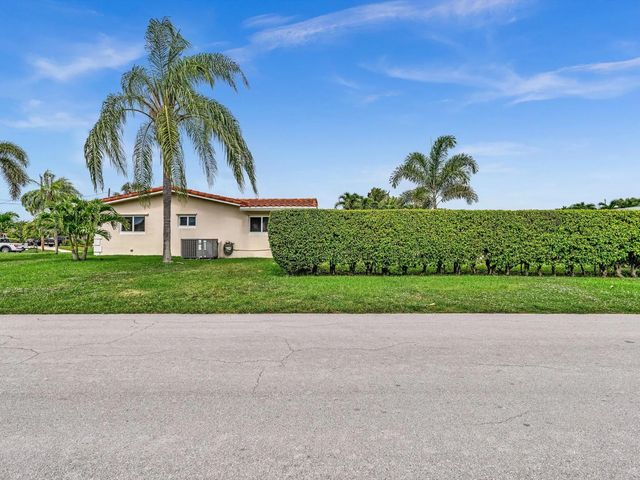 5 of 56 - 641 Se 11th Street, Pompano Beach, FL