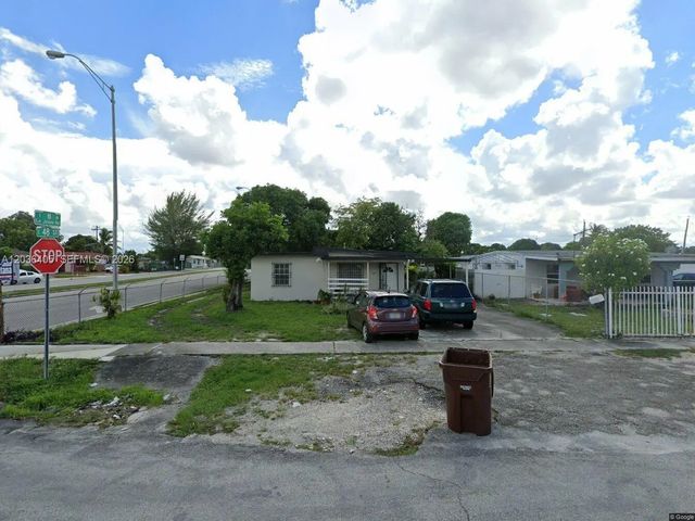 790 E 48th Street, Hialeah