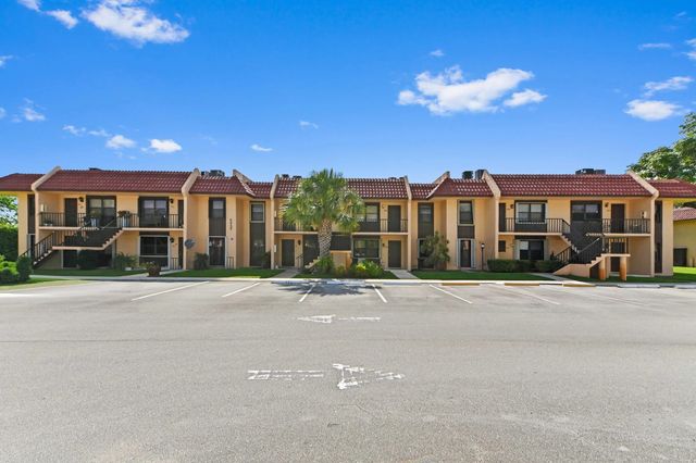 3 of 23 - 5937 Forest Hill Boulevard #103, West Palm Beach, FL