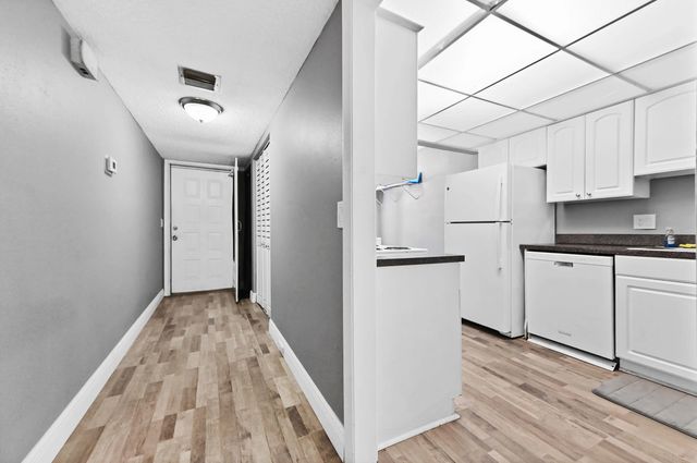 5 of 23 - 5937 Forest Hill Boulevard #103, West Palm Beach, FL