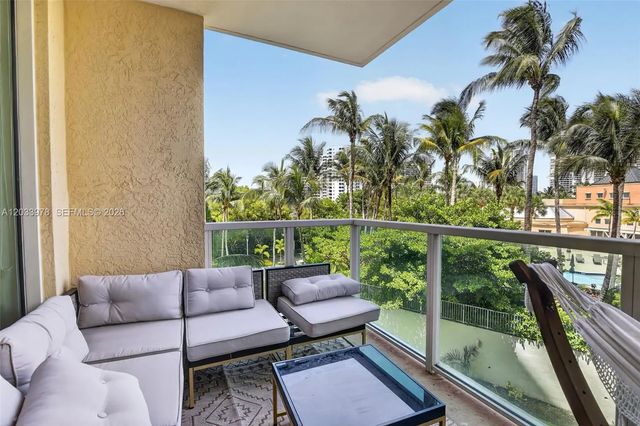 5 of 71 - 3340 Ne 190th Street #402, Aventura, FL