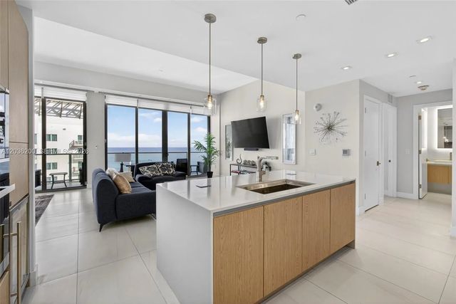 4 of 18 - 3100 N Ocean Drive #h-1801, Singer Island, FL
