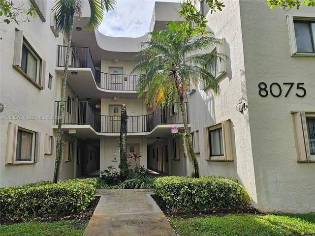 4 of 60 - 8075 Sw 107th Avenue #114, Miami, FL
