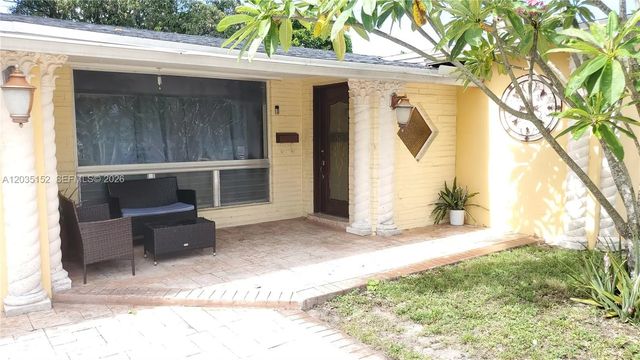3 of 18 - 7607 Dilido Boulevard, Miramar, FL