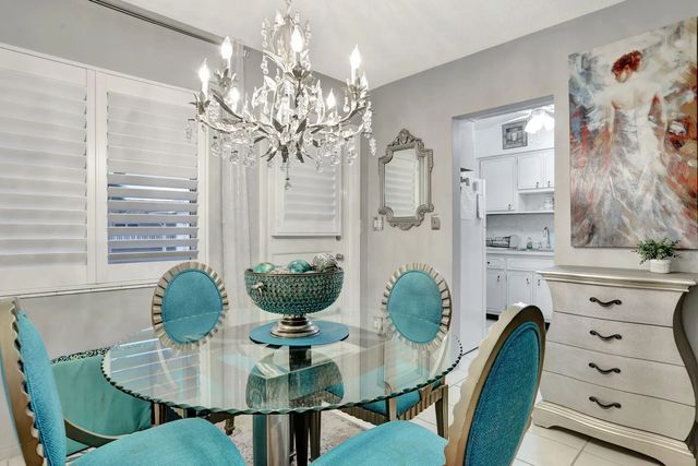 2131 Ne 42nd Court #210e, Lighthouse Point