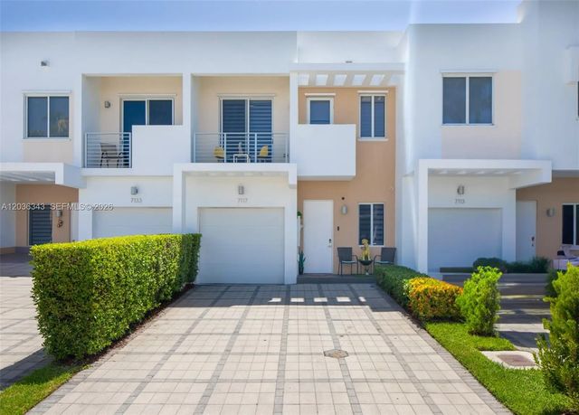 2 of 59 - 7117 Nw 103rd Path, Doral, FL