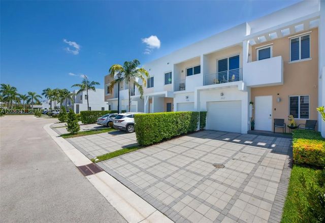 4 of 59 - 7117 Nw 103rd Path, Doral, FL