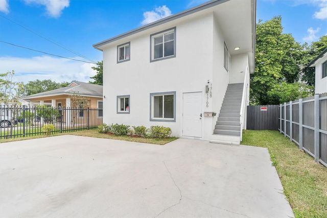 5 of 44 - 1766 Nw 68th Terrace, Miami, FL