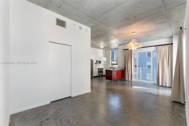 5 of 14 - 133 Ne 2nd Avenue #801, Miami, FL