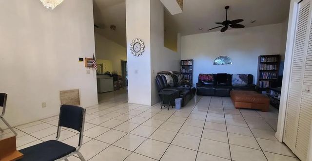 4 of 12 - 3004 Se Suntan Ct Court Se, Palm Bay, FL