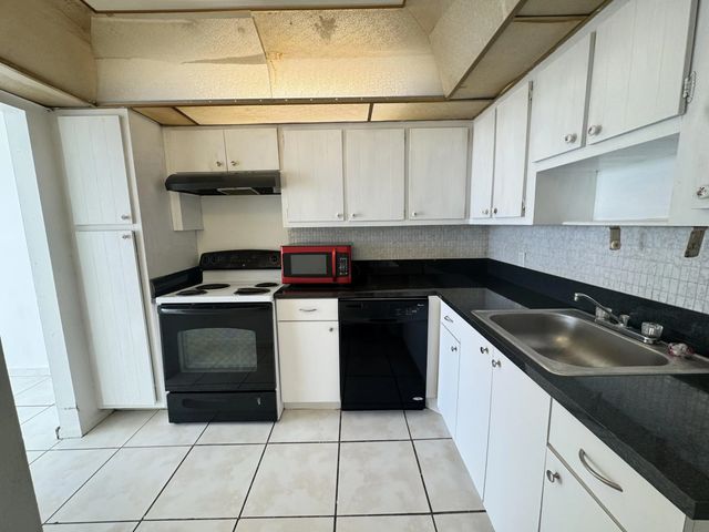 5 of 12 - 2025 Ne 164th Street #601, North Miami Beach, FL