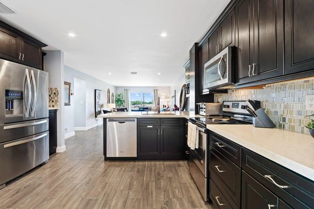 3535 Broken Woods Drive #404, Coral Springs