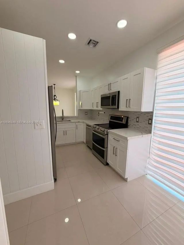 4 of 20 - 15112 Nw 8th Street #77, Pembroke Pines, FL