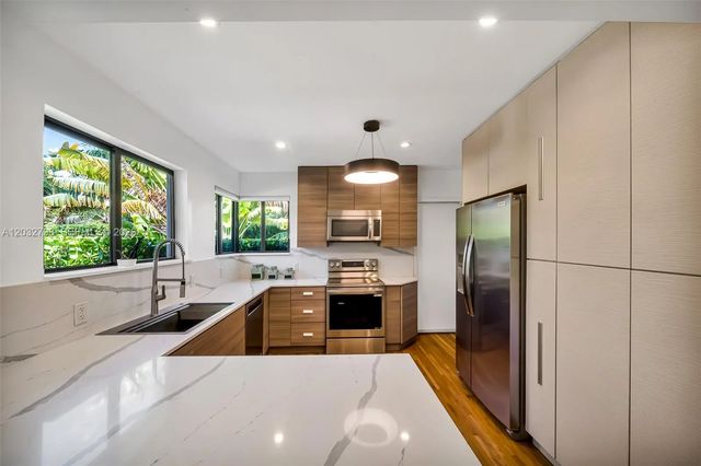 5 of 23 - 1172 Ne 103rd Street, Miami Shores, FL