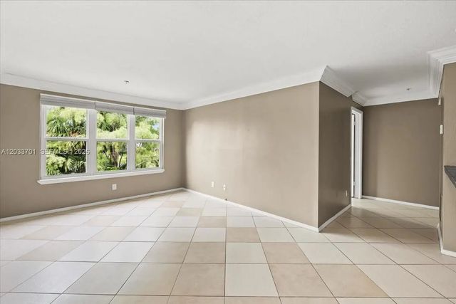 4 of 31 - 2303 N Congress Avenue #27, Boynton Beach, FL