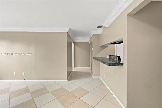 5 of 31 - 2303 N Congress Avenue #27, Boynton Beach, FL