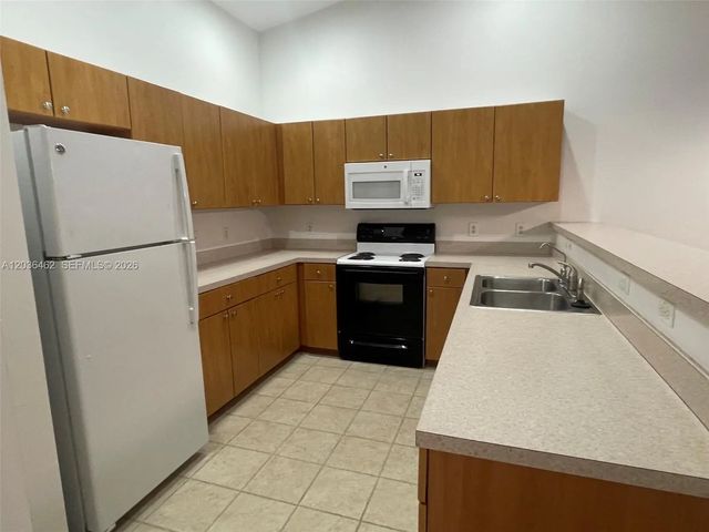 4 of 30 - 3857/3859 Kittyhawk Drive, Fort Myers, FL