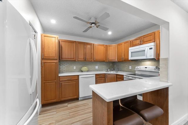 2 of 29 - 421 Pine Glen Lane #a2, Greenacres, FL