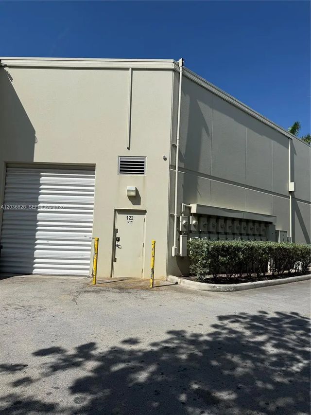 4 of 19 - 11231 Nw 20th Street #122, Sweetwater, FL