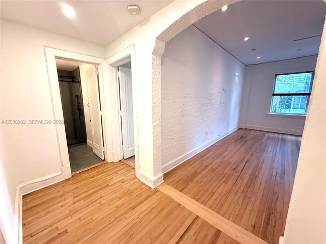 5 of 31 - 900 16th Street #108, Miami Beach, FL