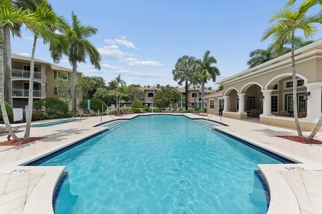 6573 Emerald Dunes Drive #201, West Palm Beach