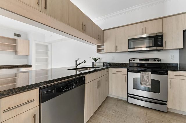 2 of 24 - 6573 Emerald Dunes Drive #201, West Palm Beach, FL