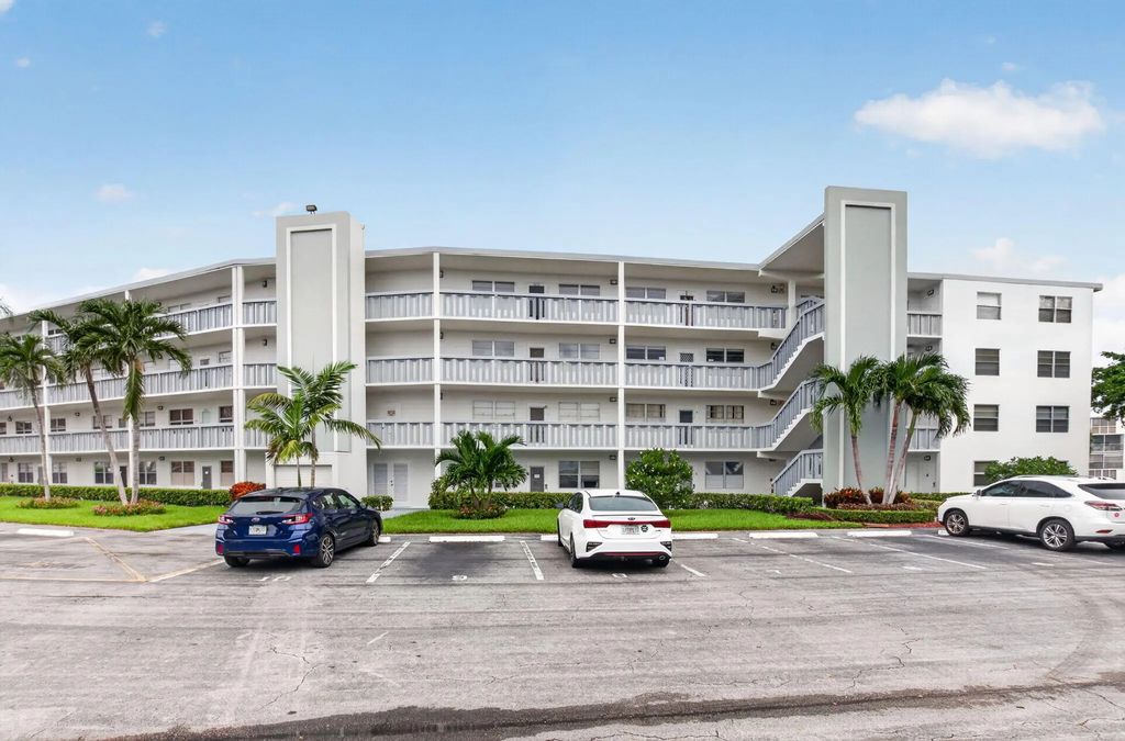 3018 Ainslie B, Boca Raton