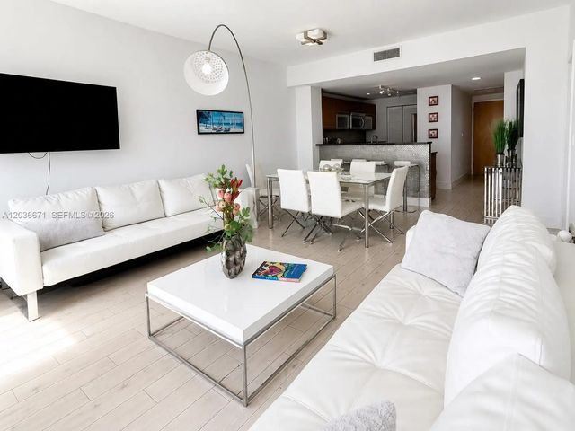 2 of 19 - 253 Ne 2nd Street #3004, Miami, FL