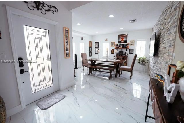 3 of 32 - 1935 Ne 35th Avenue, Homestead, FL
