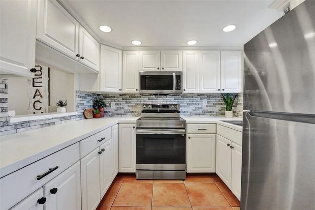 2 of 36 - 6570 Royal Palm Boulevard #210j, Margate, FL