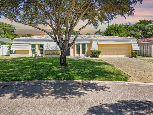 3721 Nw 108th Drive, Coral Springs