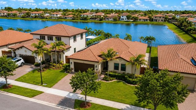 3 of 45 - 2450 Se 1st Street, Homestead, FL