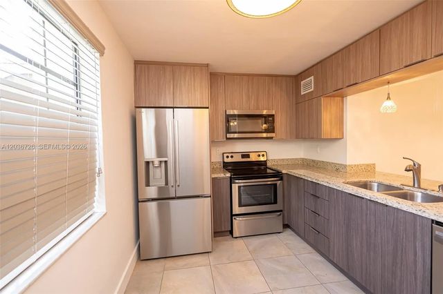 4 of 43 - 3578 Magellan Circle #232-3, Aventura, FL