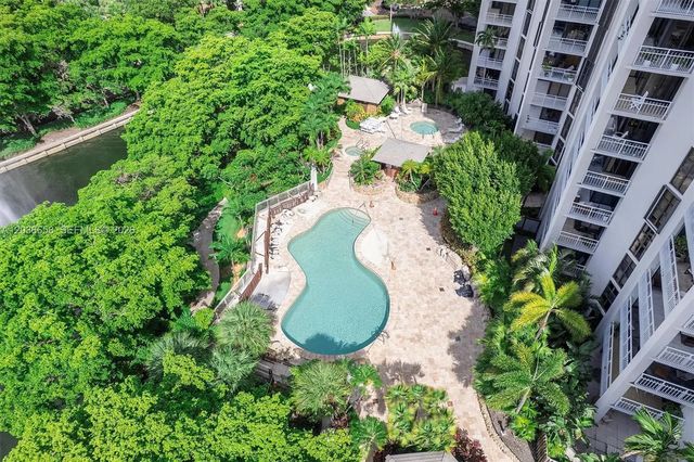 4 of 86 - 1000 Quayside Terrace #411, Miami, FL